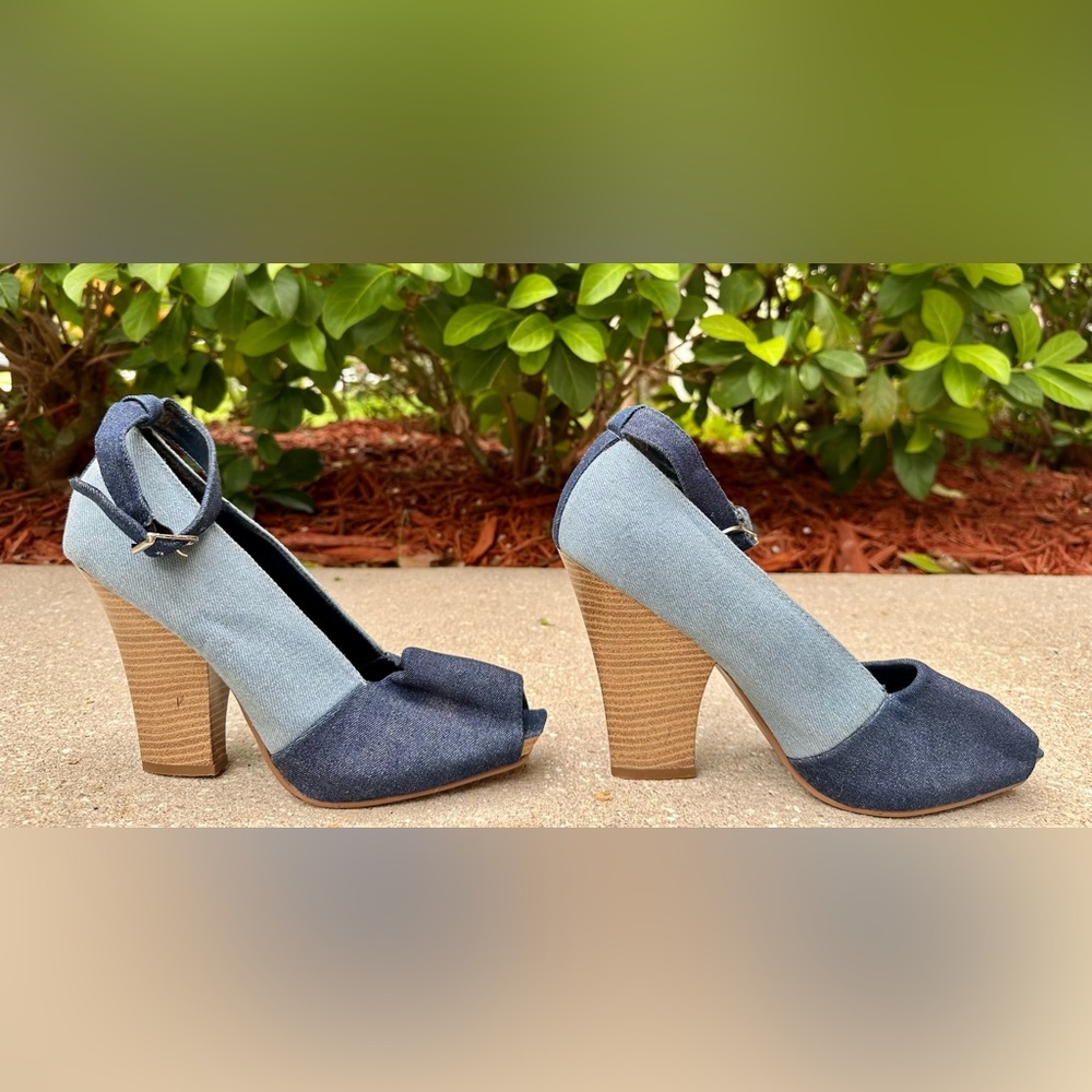 Stylish Two-Tone Blue Women's Heels